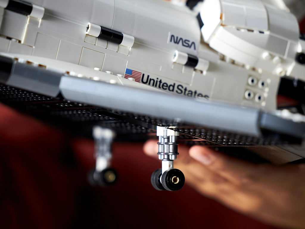 LEGO_10283_012