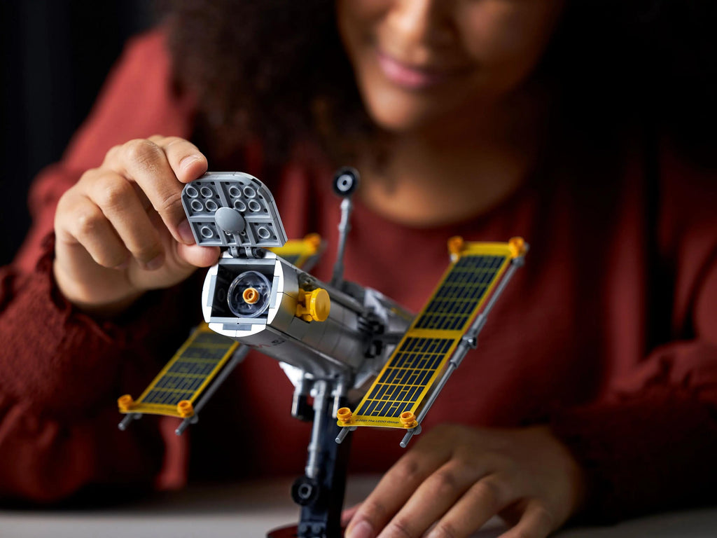 LEGO_10283_014